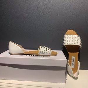 Sidestep flat white slides